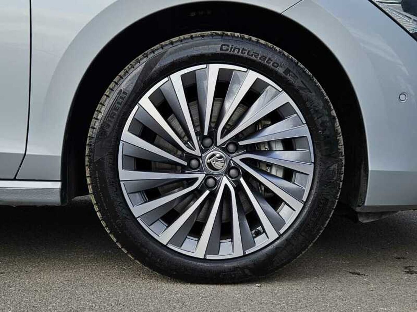 SKODA SUPERB 2.0 TDI 193 Laurin + Klement 4X4 5dr DSG