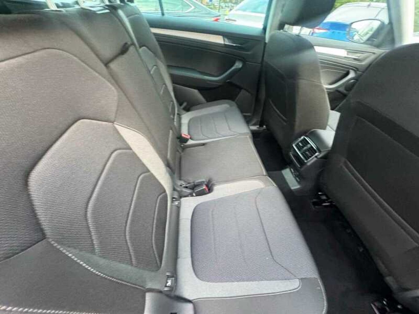SKODA KODIAQ 1.5 TSI SE Drive 5dr DSG [7 Seat]