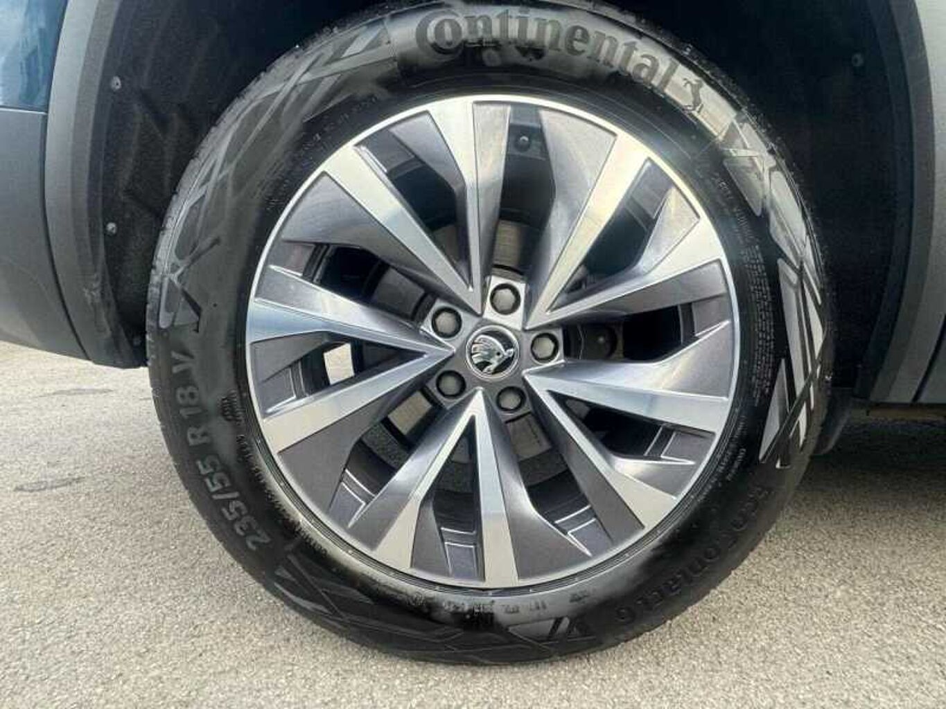 SKODA KODIAQ 1.5 TSI SE Drive 5dr DSG [7 Seat]