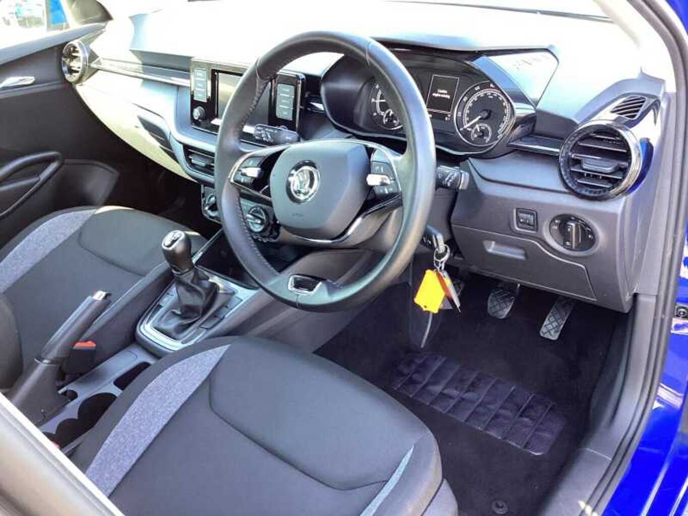 SKODA Fabia 1.0 TSI (95ps) SE Comfort 5-Dr Hatchback