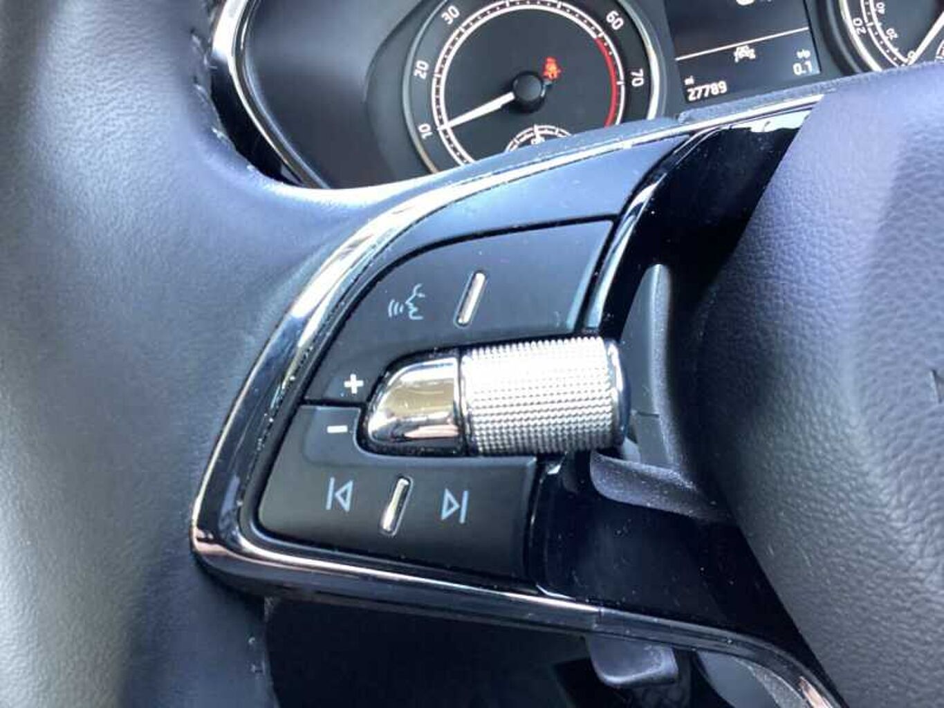 SKODA Fabia 1.0 TSI (95ps) SE Comfort 5-Dr Hatchback