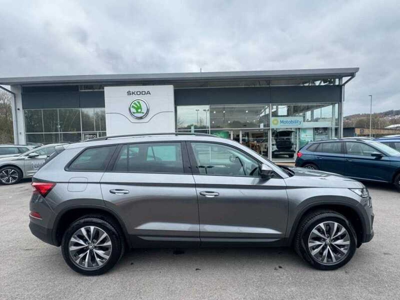 SKODA KODIAQ 2.0 TDI SE Drive 5dr DSG [7 Seat]