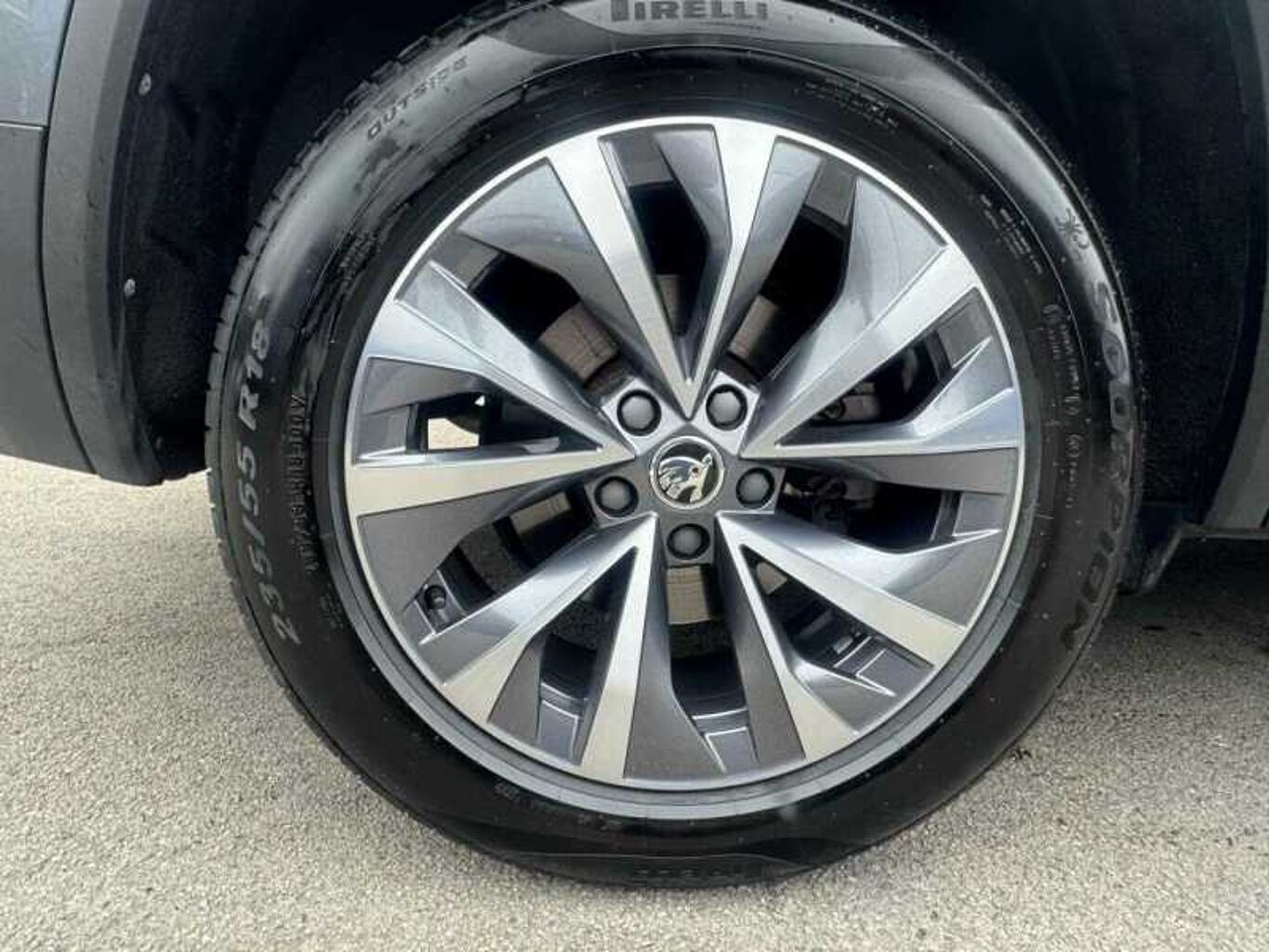 SKODA KODIAQ 2.0 TDI SE Drive 5dr DSG [7 Seat]