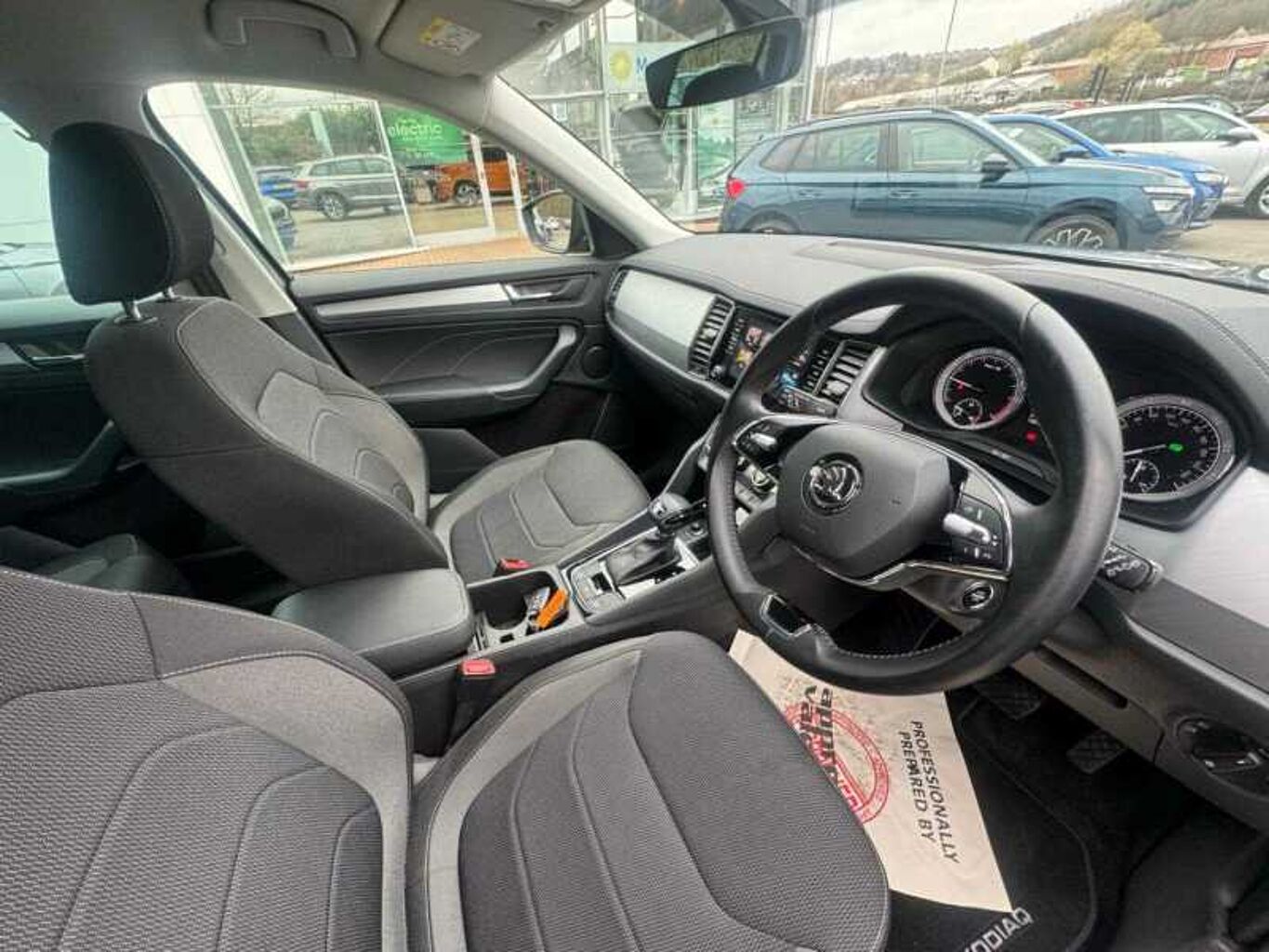 SKODA KODIAQ 2.0 TDI SE Drive 5dr DSG [7 Seat]