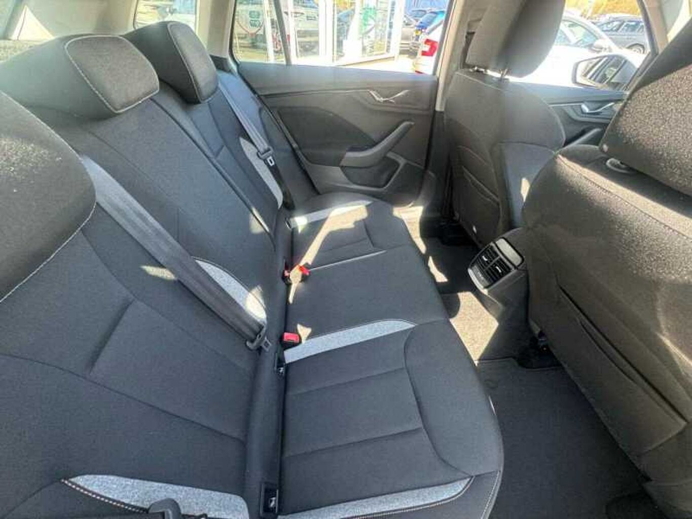 SKODA KAMIQ 1.5 TSI SE 5dr DSG