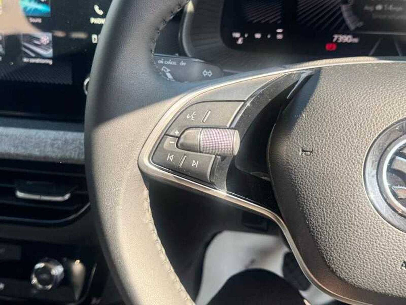 SKODA KAMIQ 1.5 TSI SE 5dr DSG