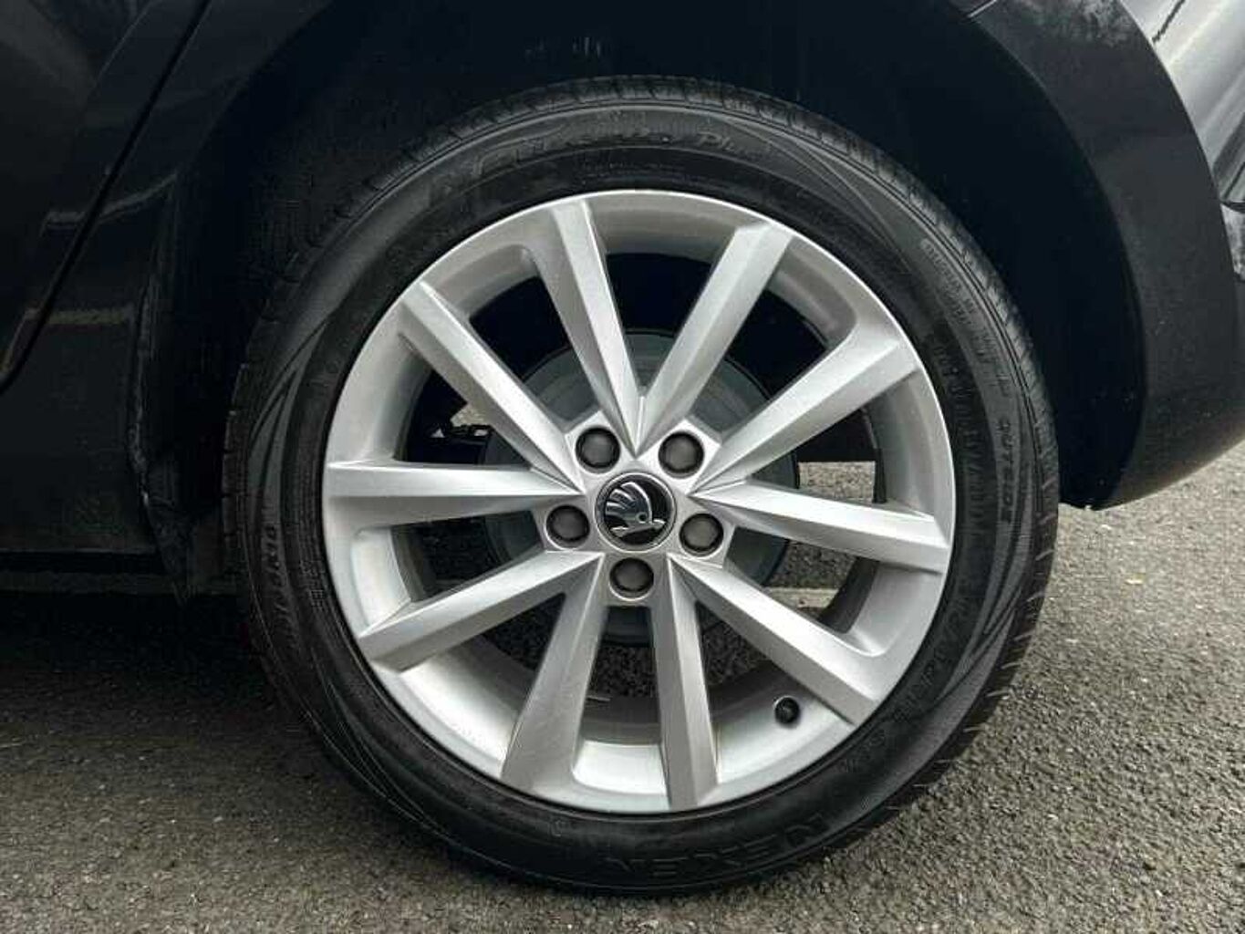SKODA Fabia 1.0 TSI Colour Edition (95PS) 5-Dr Hatchback