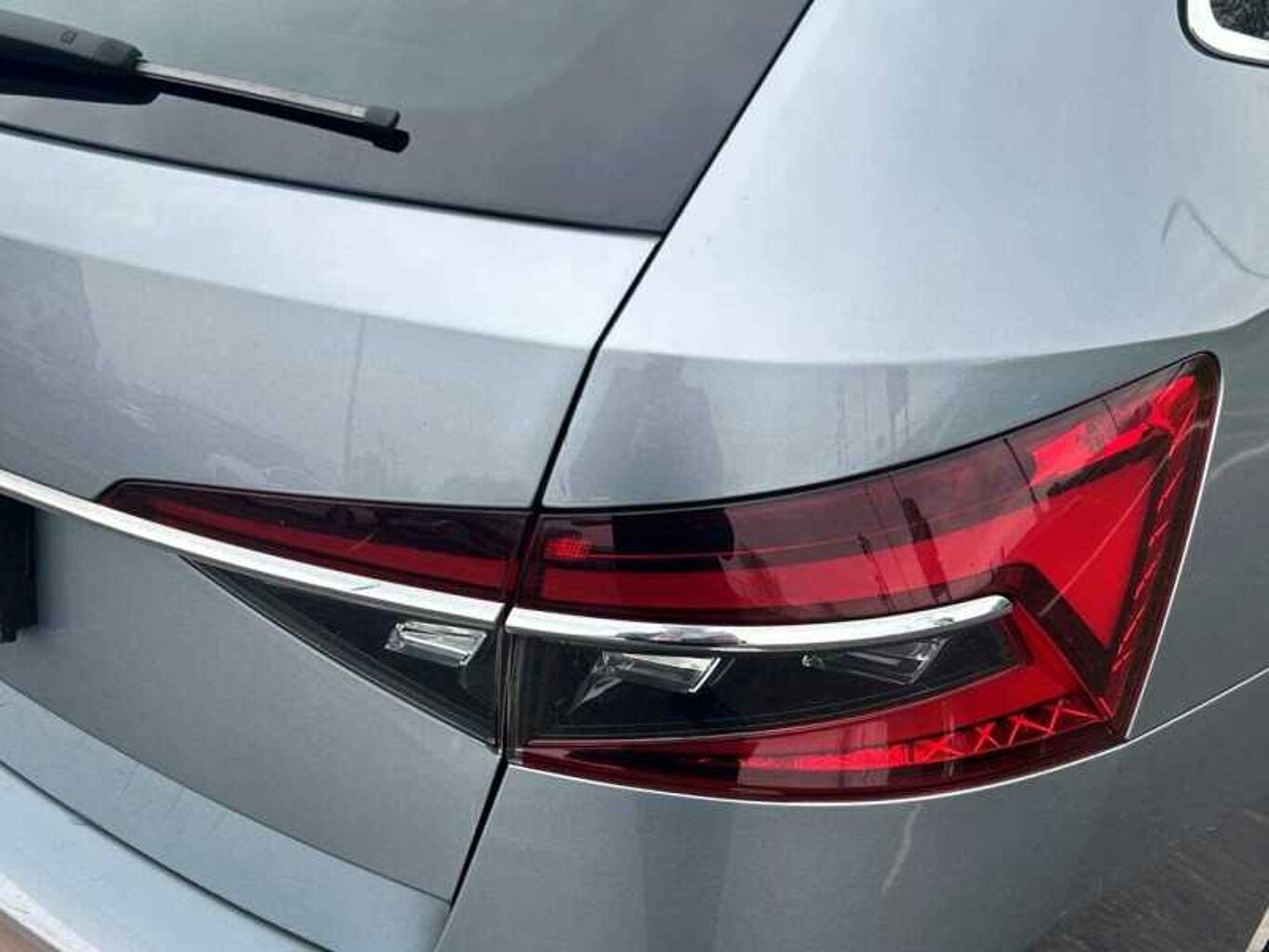 SKODA SUPERB 2.0 TDI CR 190 SE L 5dr DSG