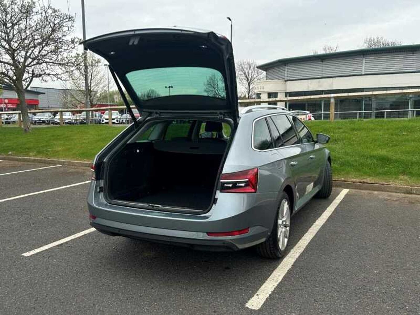 SKODA SUPERB 2.0 TDI CR 190 SE L 5dr DSG