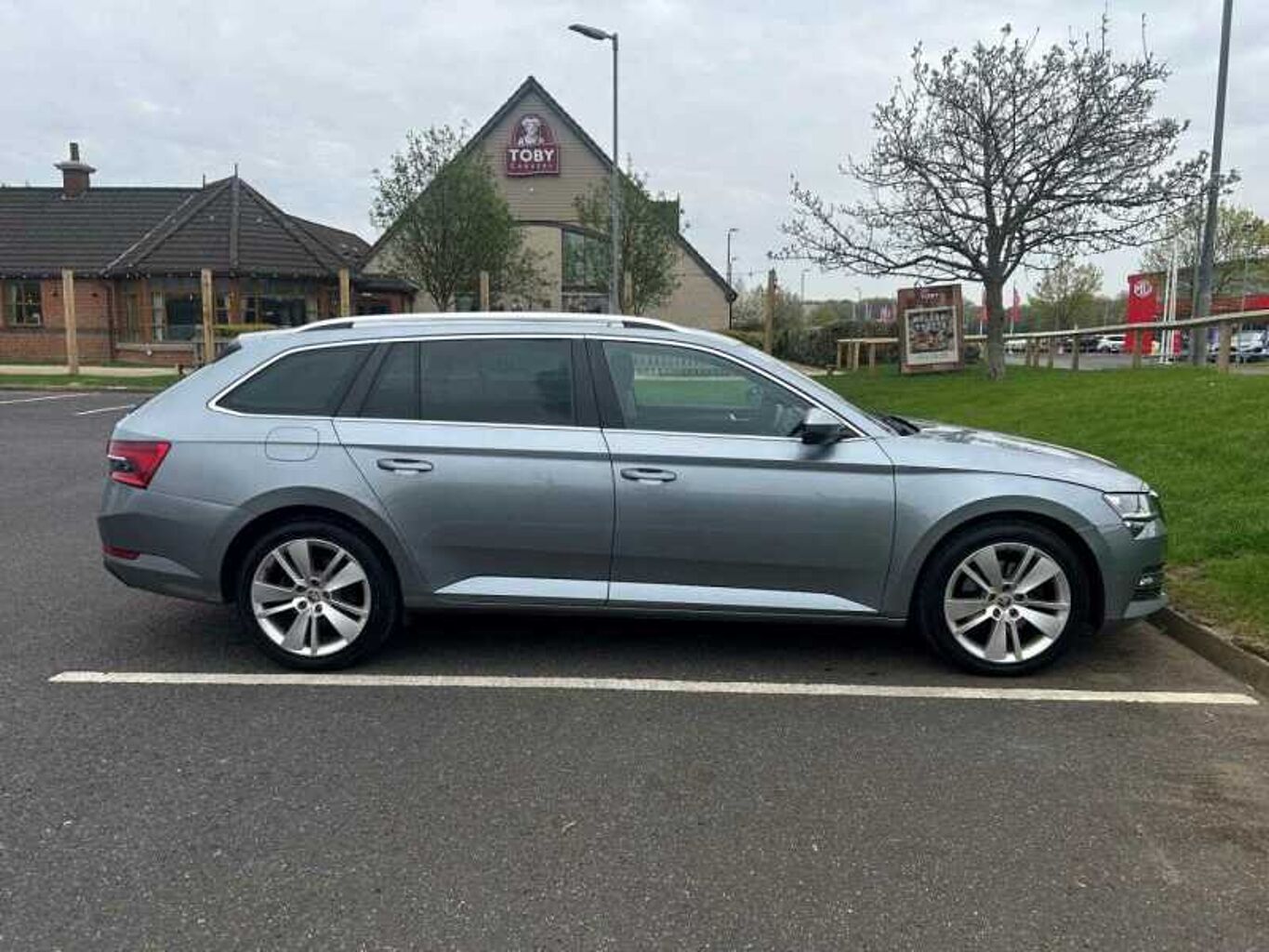 SKODA SUPERB 2.0 TDI CR 190 SE L 5dr DSG