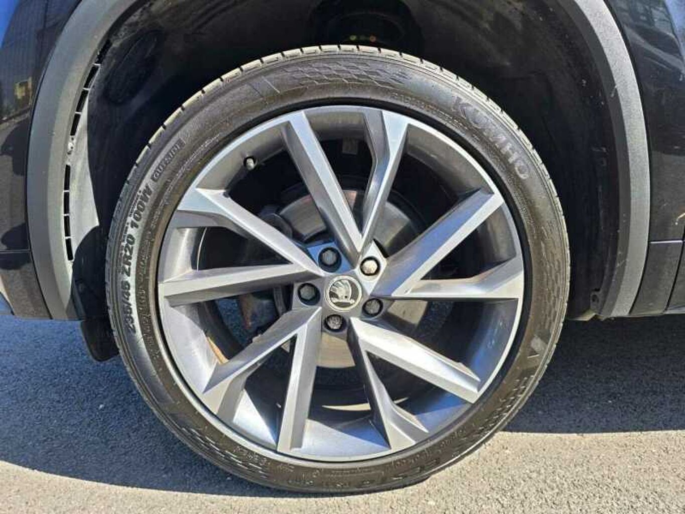 SKODA Kodiaq 2.0TDI (150ps) 4X4 Sportline (7 seats) SCR
