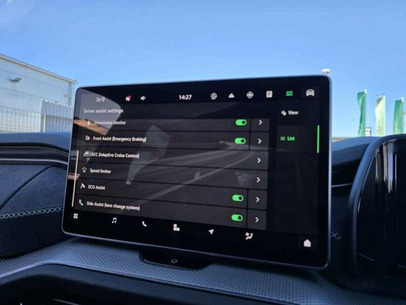 SKODA KODIAQ 2.0 TDI 193 SportLine 4X4 5dr DSG [7 Seat]