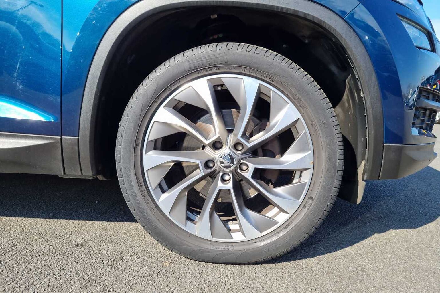 SKODA KODIAQ 1.5 TSI SE Drive 5dr [7 Seat]