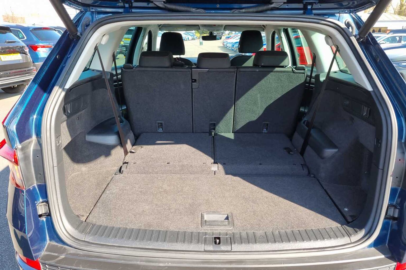 SKODA KODIAQ 1.5 TSI SE Drive 5dr [7 Seat]
