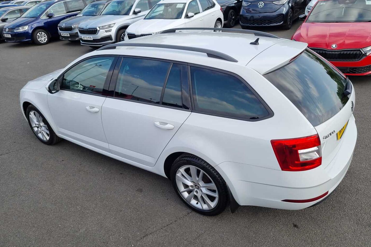 SKODA OCTAVIA 1.5 TSI SE L 5dr DSG