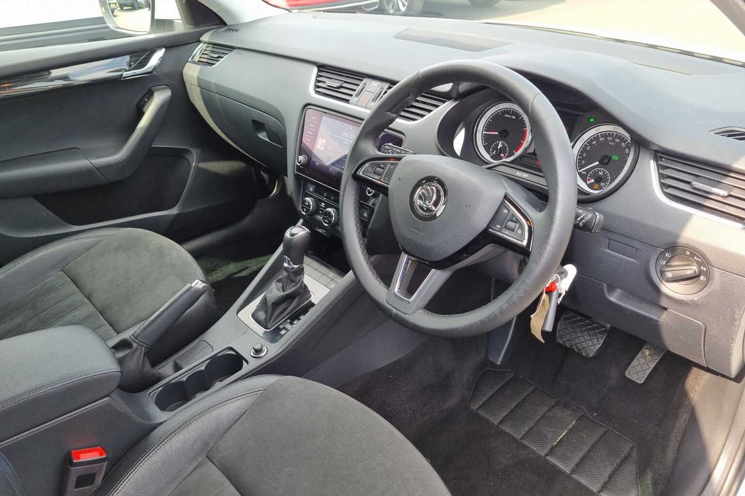 SKODA OCTAVIA 1.5 TSI SE L 5dr DSG