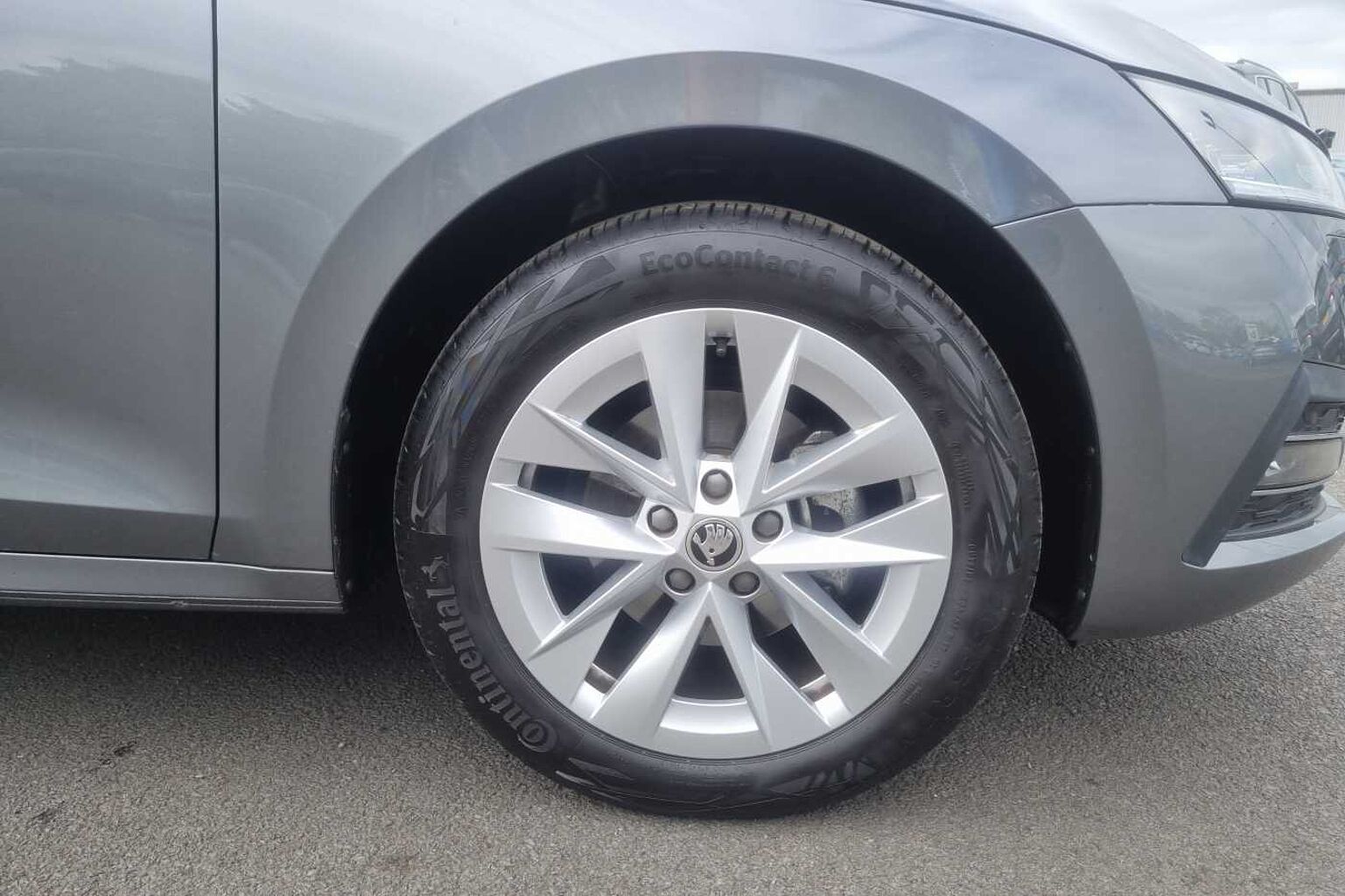 SKODA OCTAVIA 1.5 TSI SE L 5dr