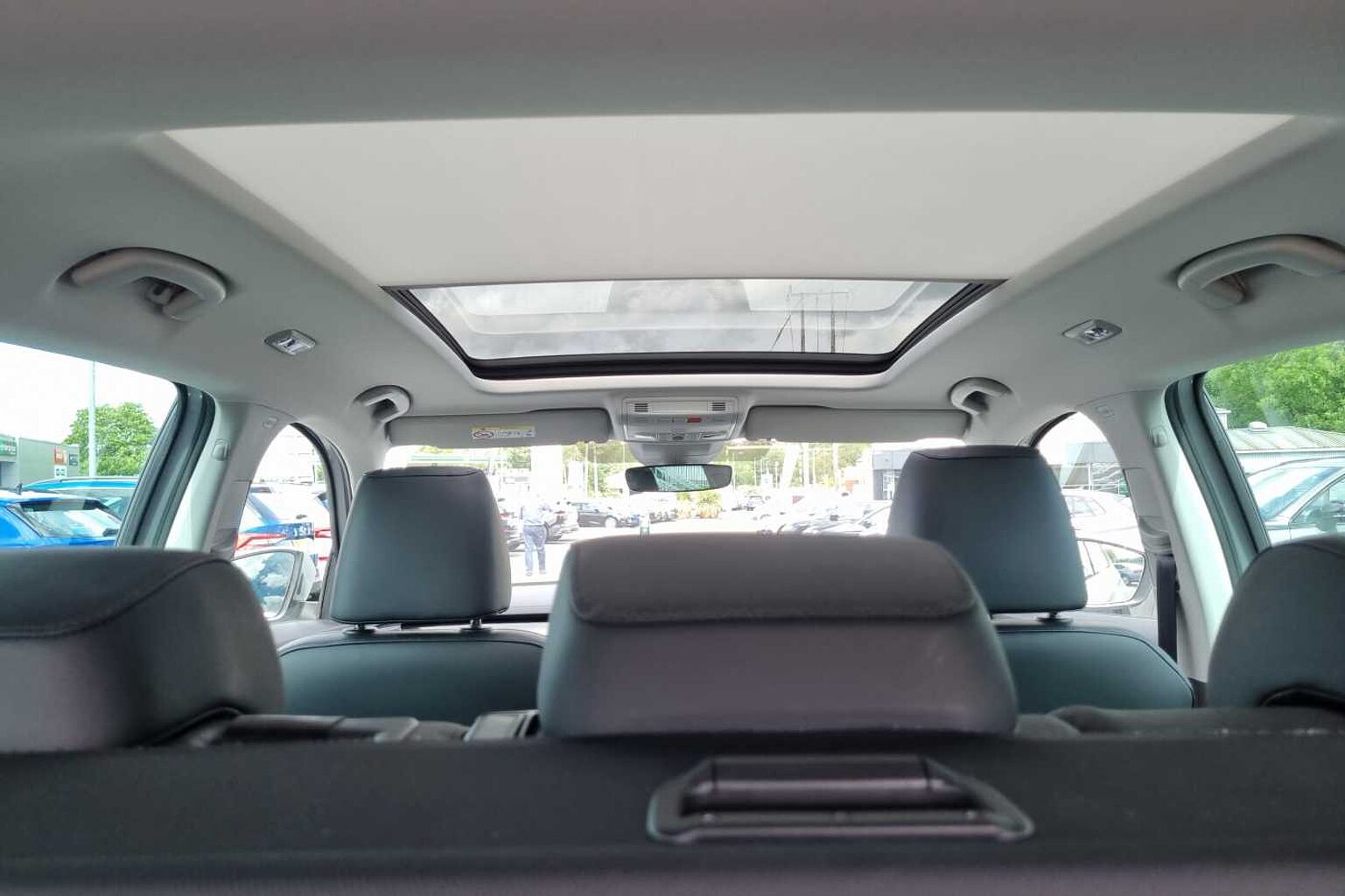 SKODA KODIAQ 2.0 TDI 200 Laurin + Klement 4X4 5dr DSG [7 Seat]