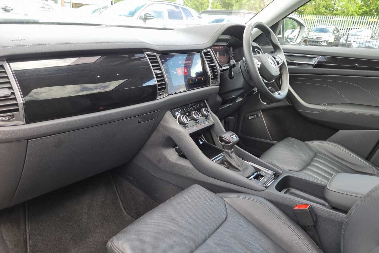 SKODA KODIAQ 2.0 TDI 200 Laurin + Klement 4X4 5dr DSG [7 Seat]