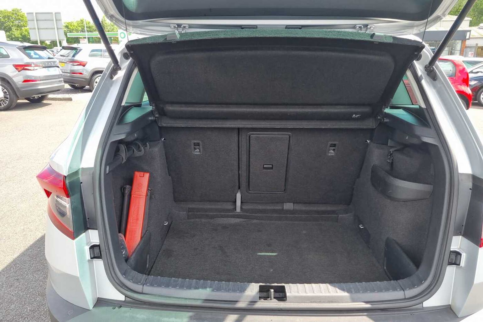 SKODA KAROQ 1.5 TSI SE 5dr DSG
