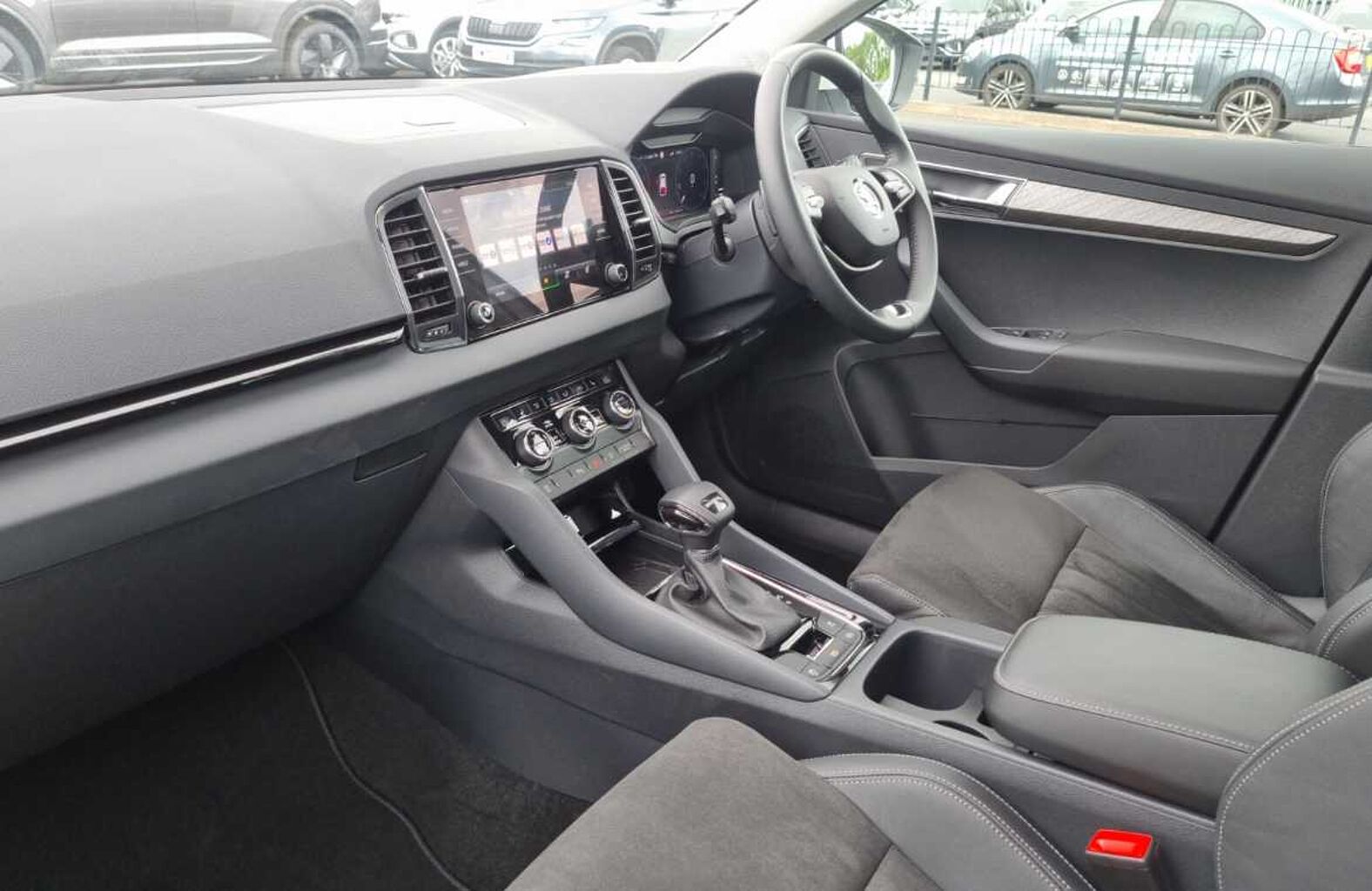 SKODA KAROQ 1.5 TSI SE L 5dr DSG