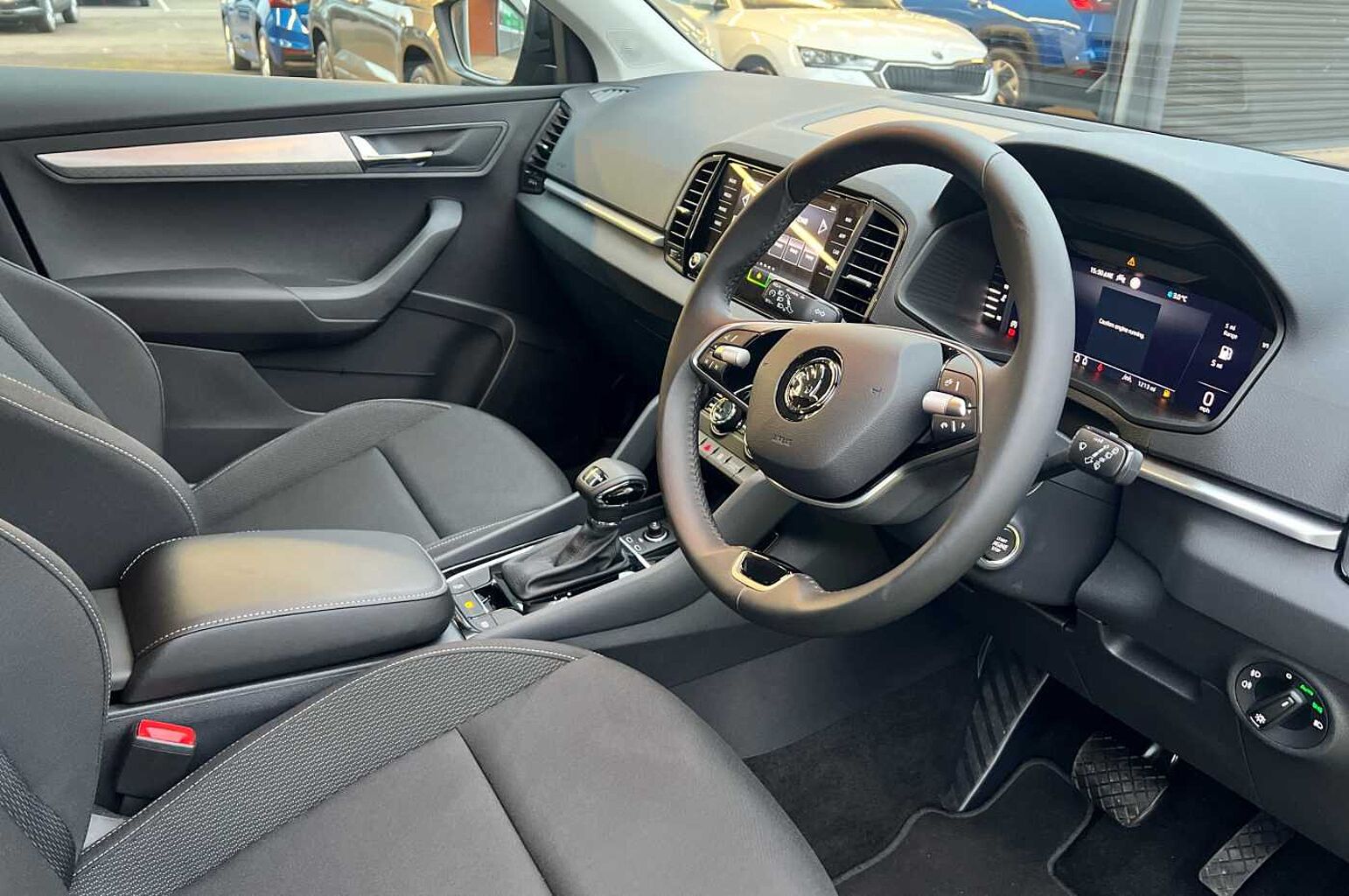 SKODA KAROQ 1.5 TSI SE Drive 5dr DSG