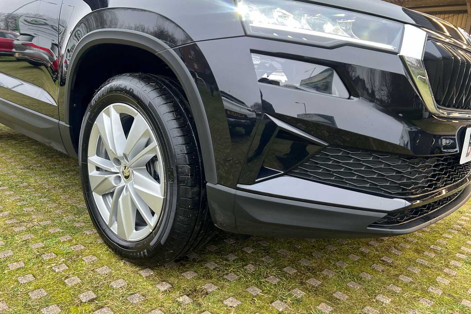 SKODA KAROQ 1.5 TSI SE Drive 5dr DSG