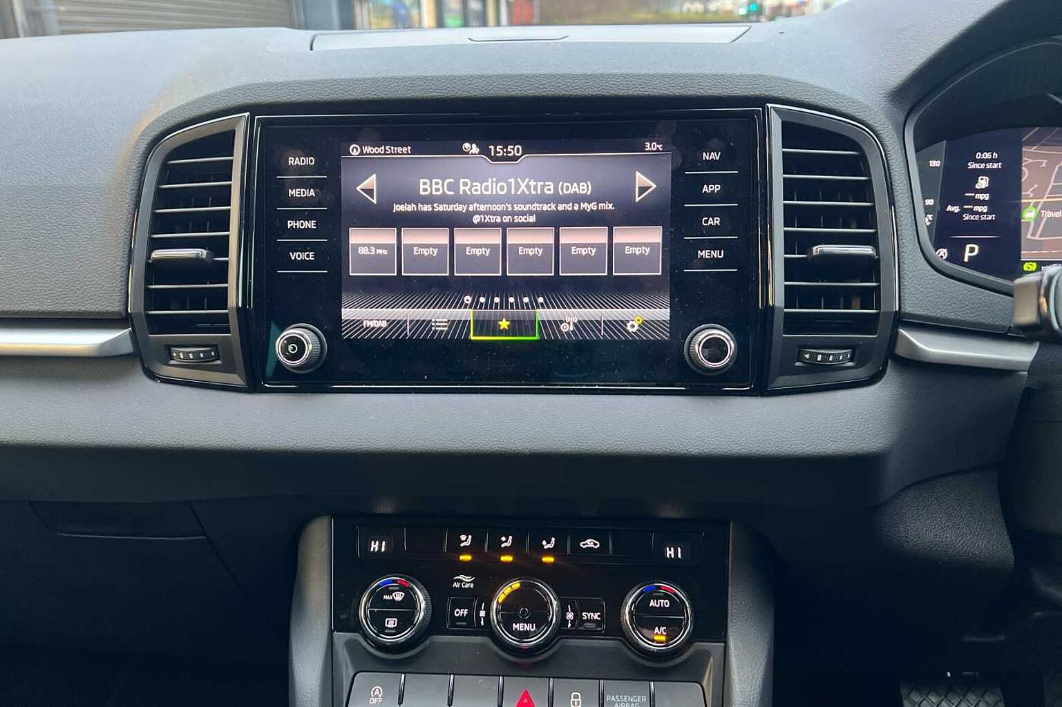 SKODA KAROQ 1.5 TSI SE Drive 5dr DSG