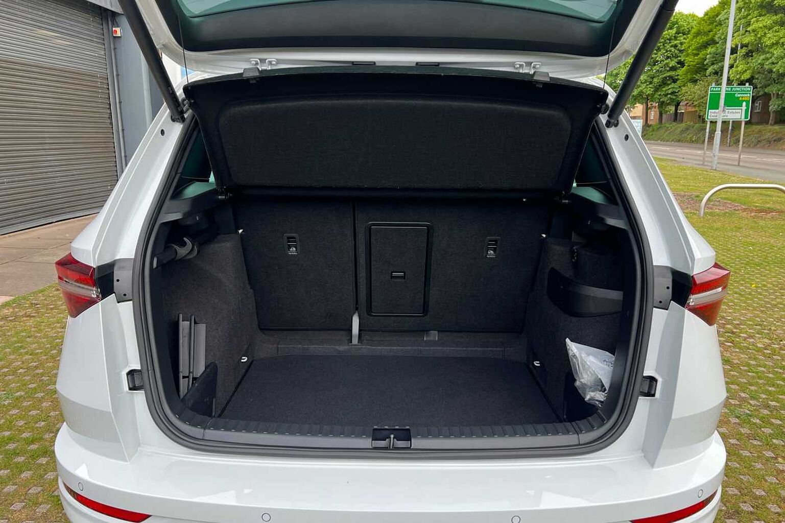 SKODA KAROQ 1.5 TSI Sportline 5dr DSG