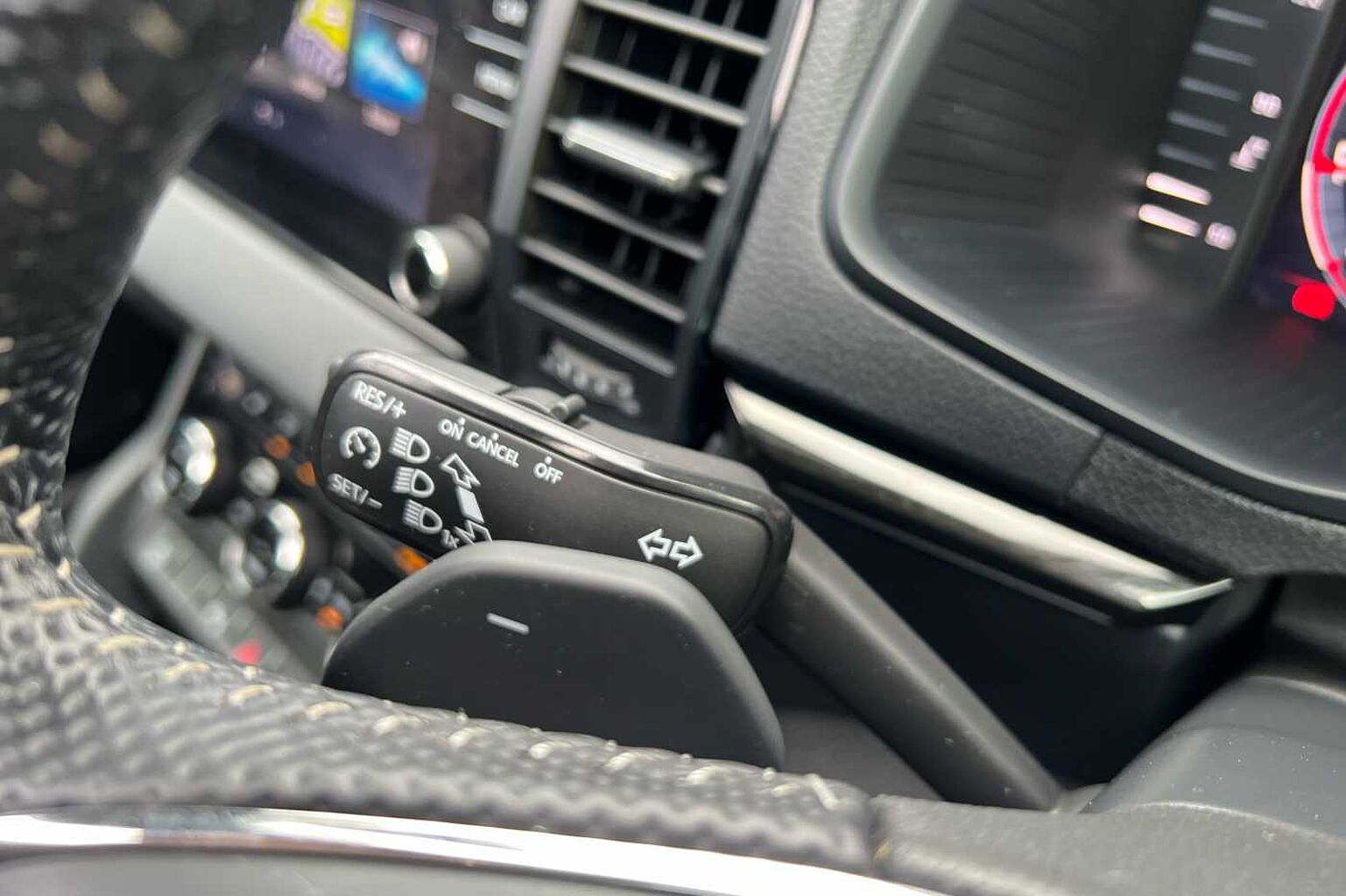 SKODA KAROQ 1.5 TSI Sportline 5dr DSG