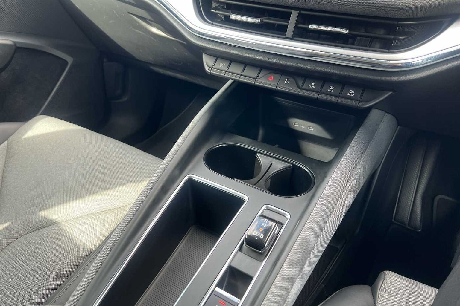 SKODA ENYAQ 132kW 60 ecoSuite 62kWh 5dr Auto [120kW]