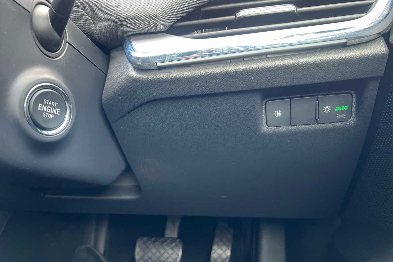 SKODA ENYAQ 132kW 60 ecoSuite 62kWh 5dr Auto [120kW]
