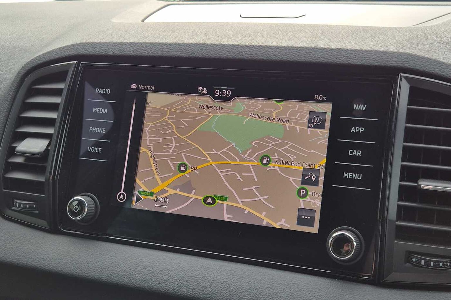SKODA KAROQ 1.5 TSI Sportline 5dr