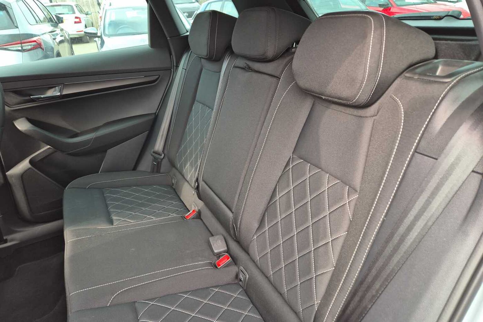 SKODA KAROQ 1.5 TSI Sportline 5dr