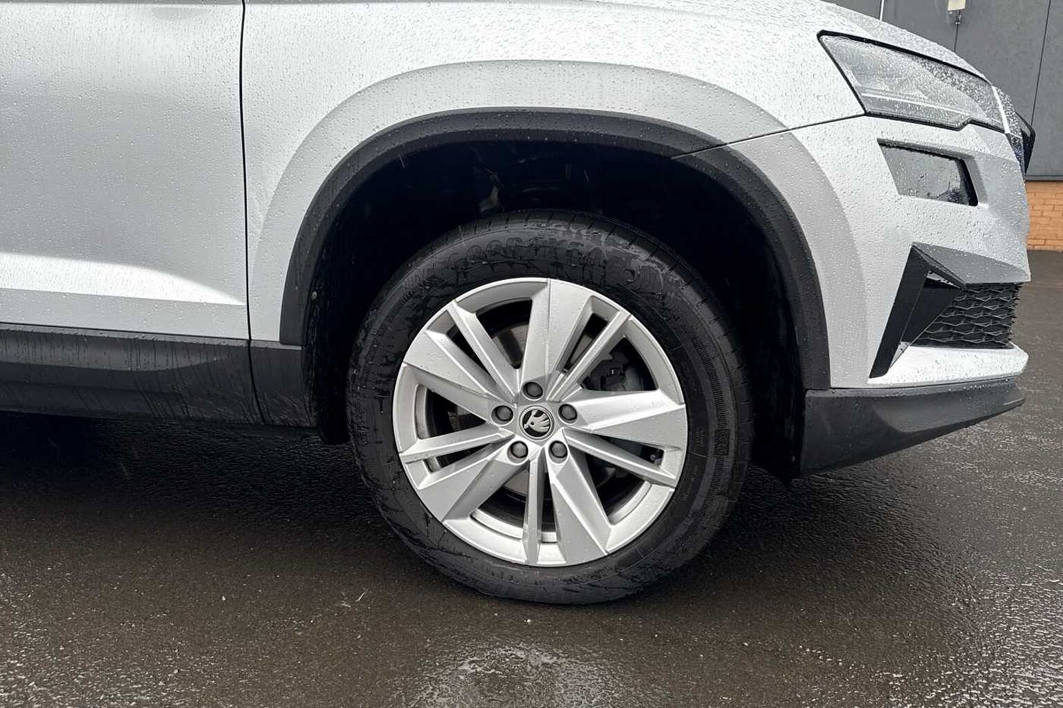 SKODA KAROQ 1.5 TSI SE Drive 5dr DSG