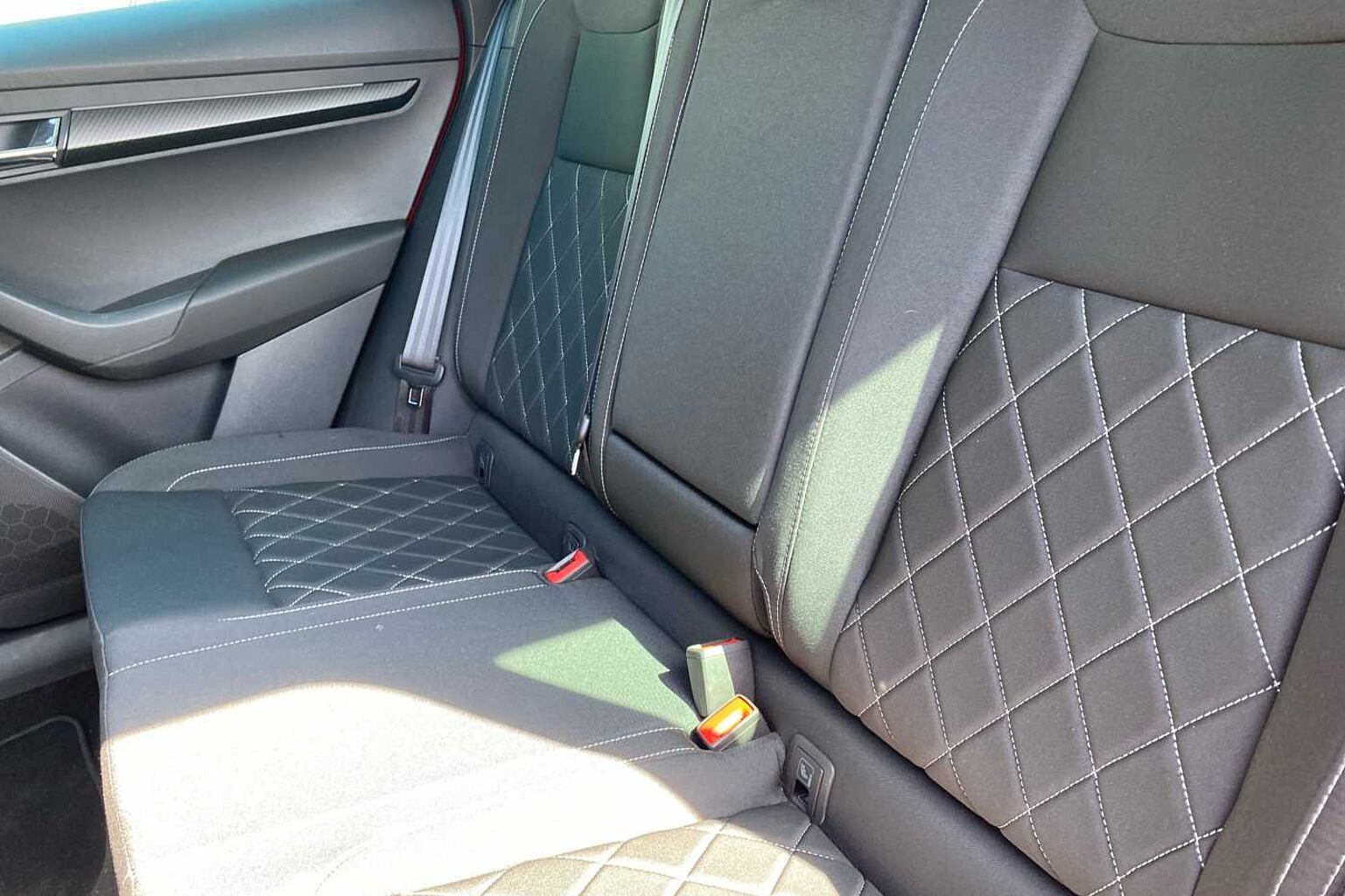 SKODA KAROQ 1.5 TSI Sportline 5dr DSG