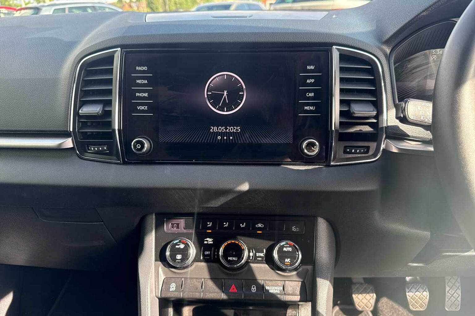 SKODA KAROQ 2.0 TDI SE Drive 5dr
