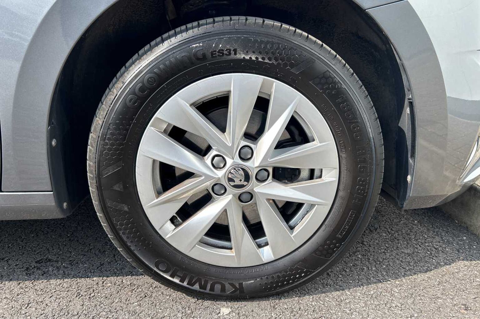 SKODA Fabia Hatchback 1.0 TSI 116 SE Comfort 5dr