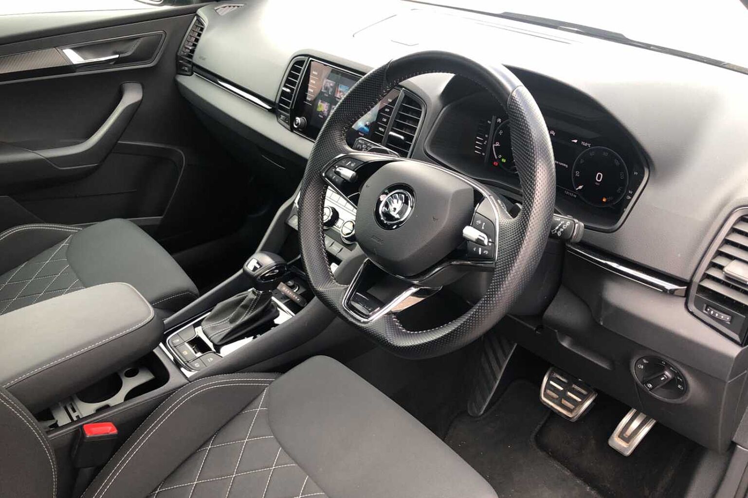 SKODA Karoq SUV 1.5 TSI (150ps) SportLine ACT DSG