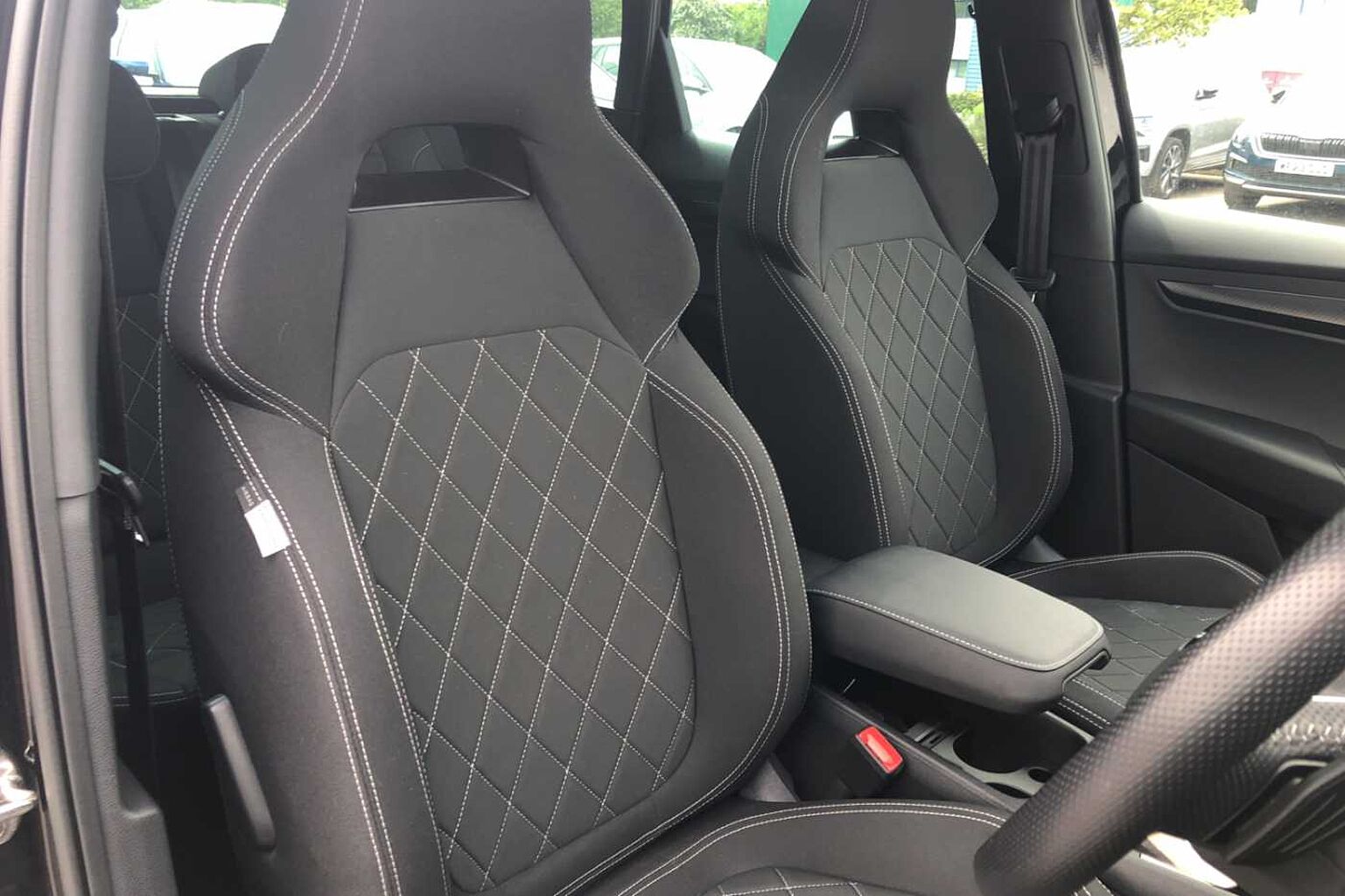 SKODA Karoq SUV 1.5 TSI (150ps) SportLine ACT DSG