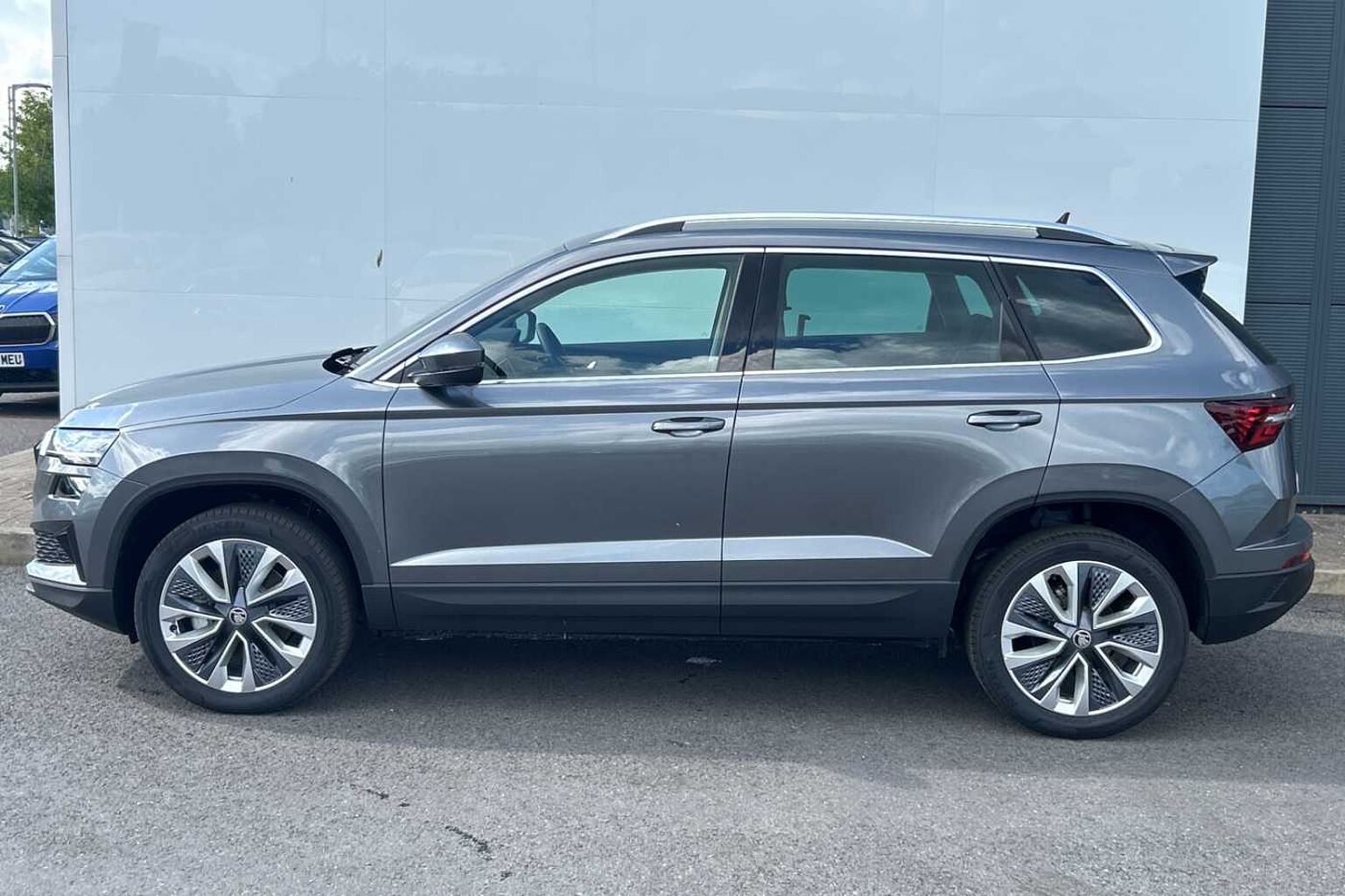 SKODA Karoq Estate 1.5 TSI SE L 5dr