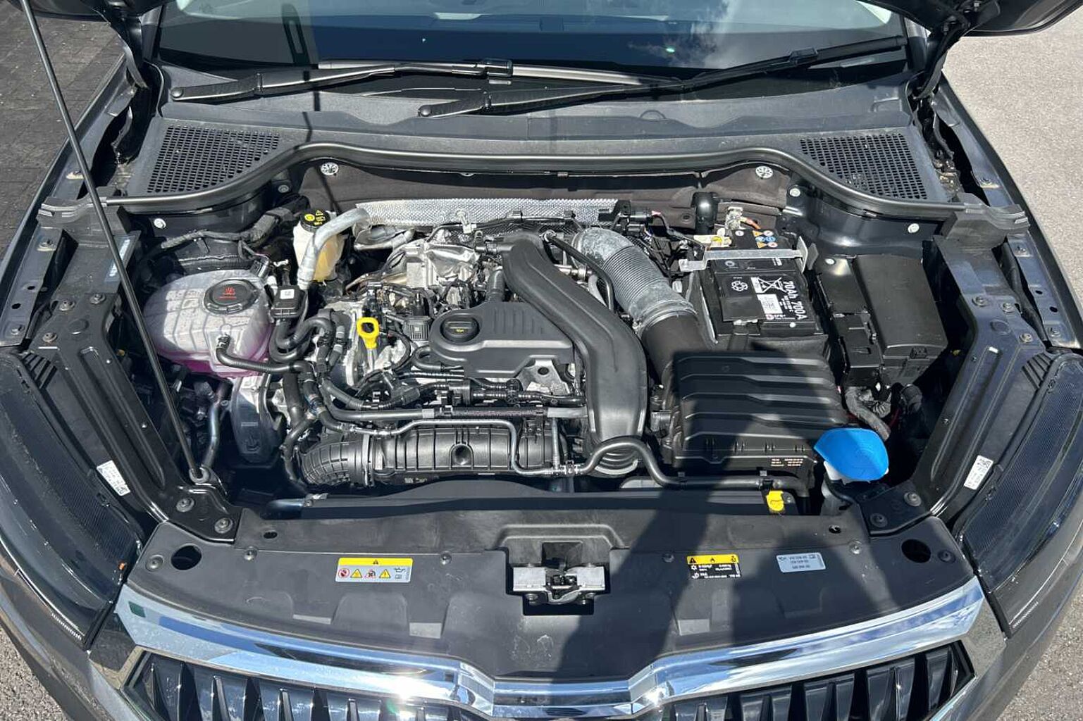 SKODA Karoq Estate 1.5 TSI SE L 5dr