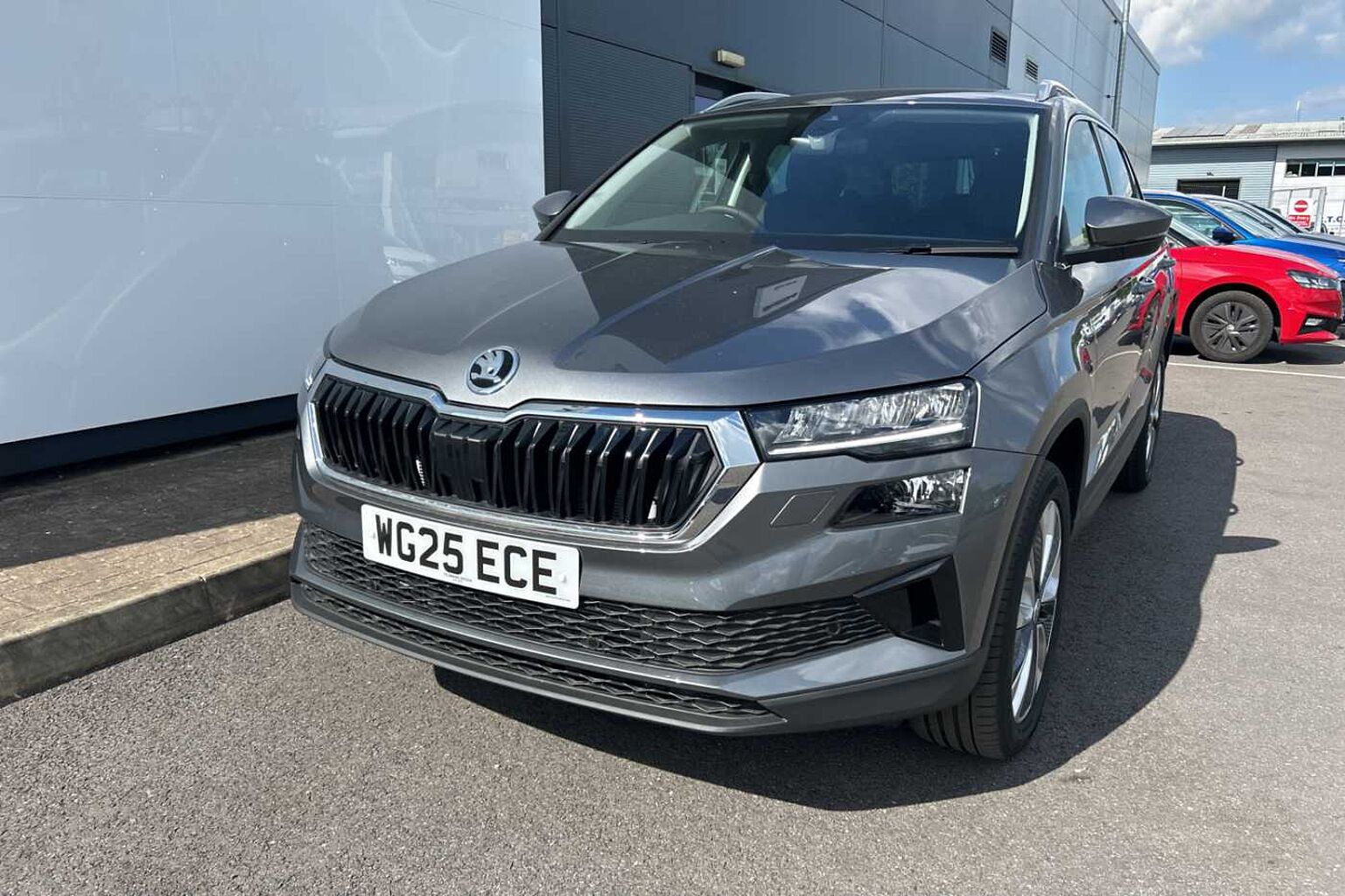 SKODA Karoq Estate 1.5 TSI SE L 5dr