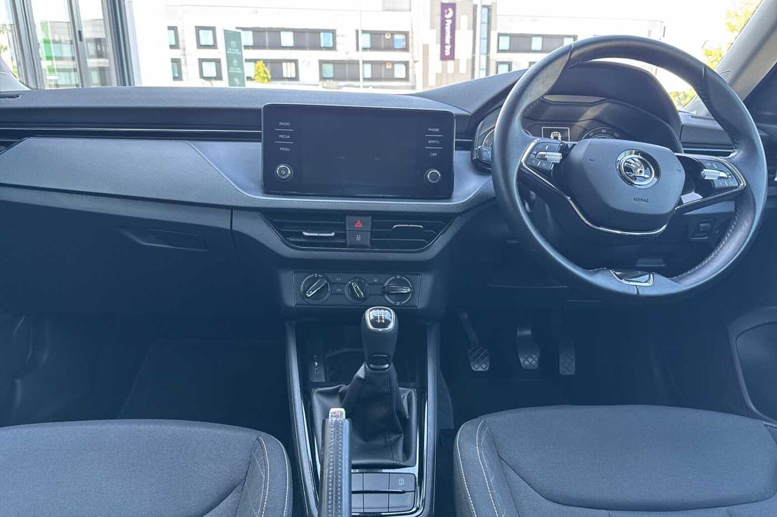 SKODA Kamiq 1.0 TSI (95ps) SE SUV