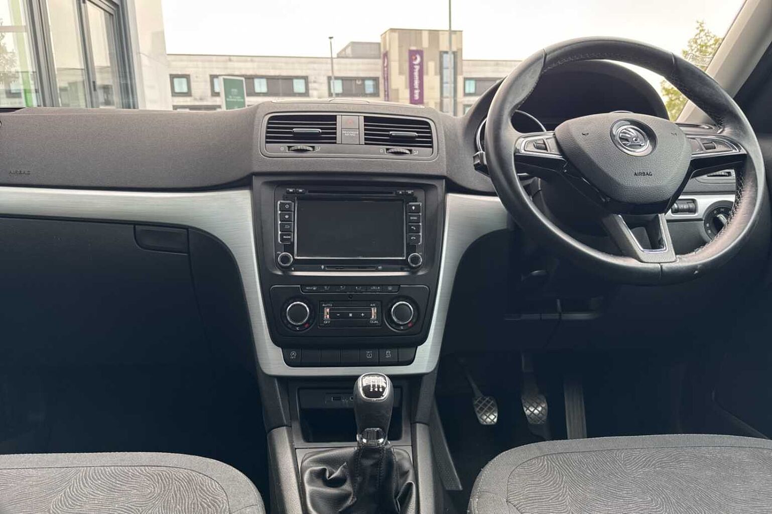 SKODA Yeti 1.2 TSI (110PS) SE 5-Dr