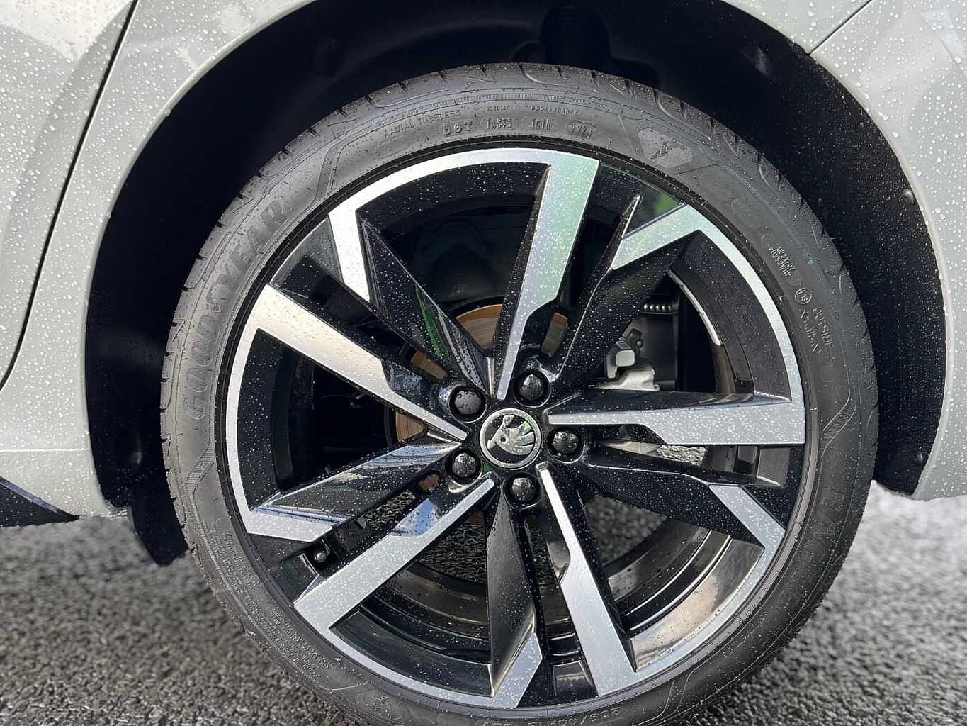 SKODA Scala 5-Dr 1.0 TSI (116ps) Monte Carlo