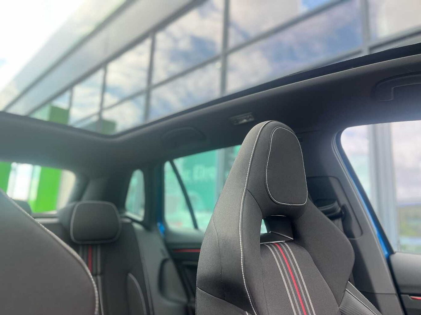 SKODA Kamiq Hatchback 1.5 TSI Monte Carlo 5dr DSG