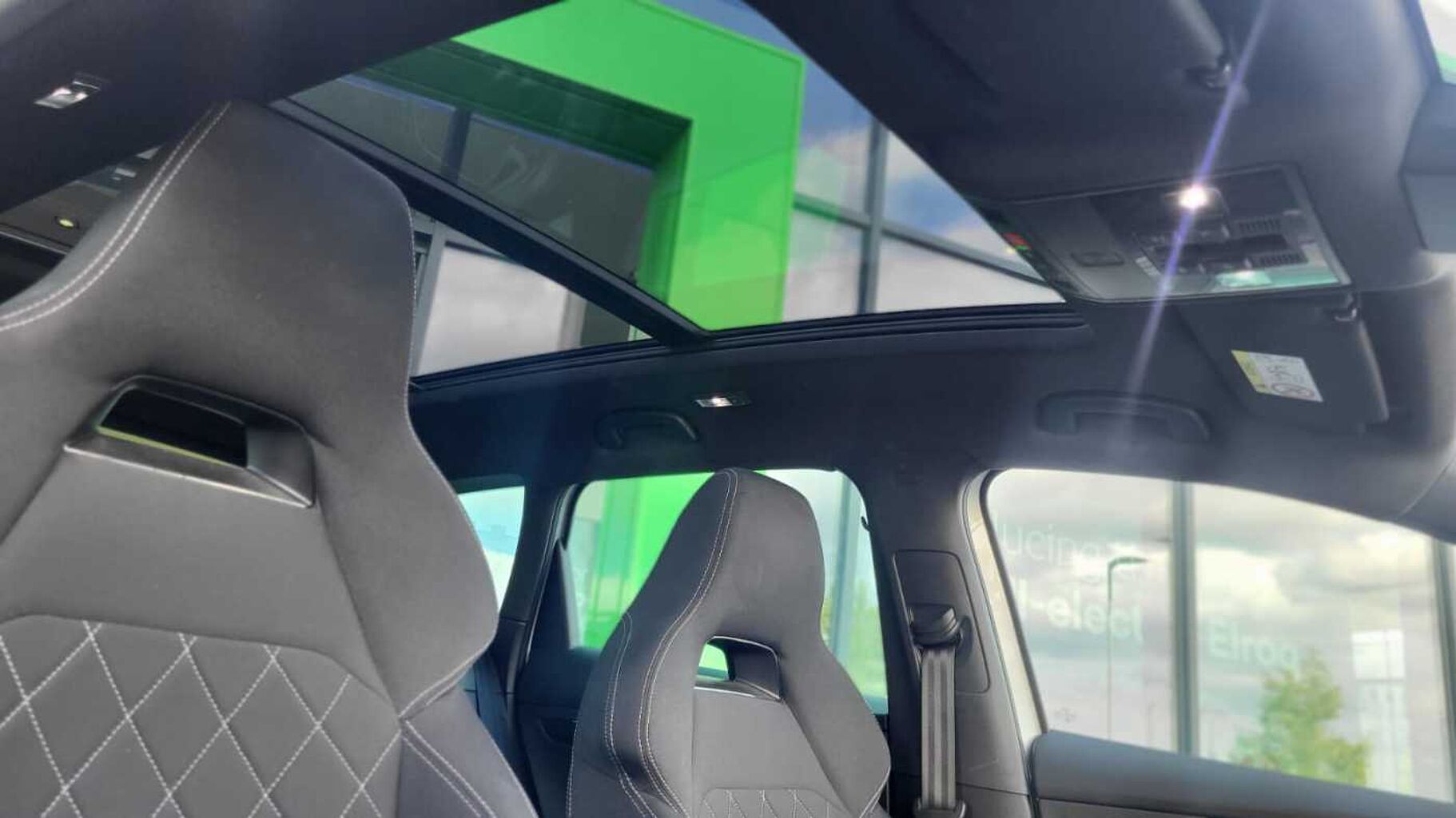 SKODA Karoq SUV 1.5 TSI (150ps) SportLine ACT DSG