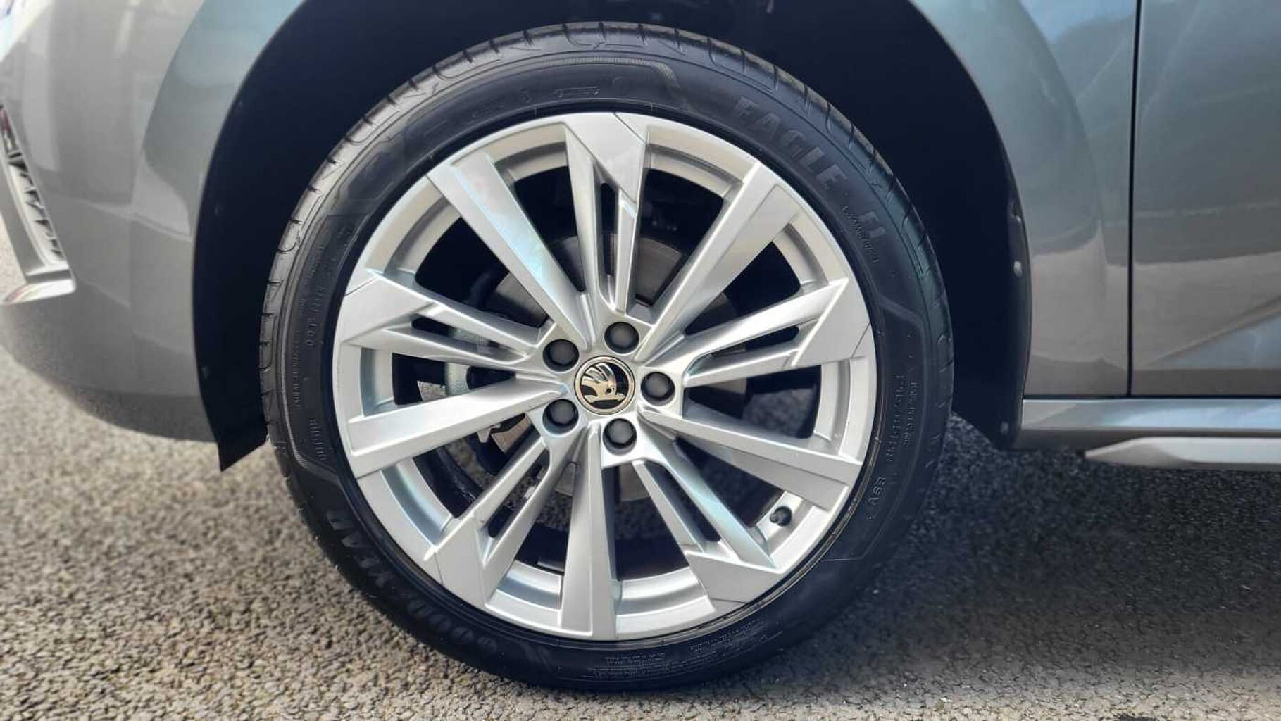 SKODA Kamiq Hatchback 1.0 TSI SE L 5dr DSG