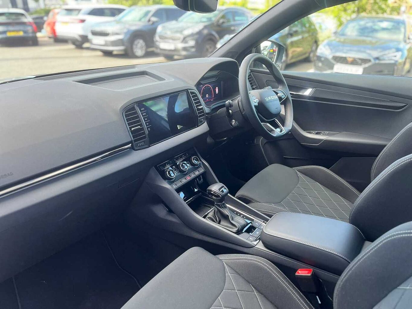 SKODA Karoq SUV 1.5 TSI (150ps) SportLine ACT DSG